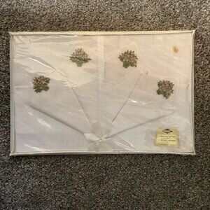 Vtg‎ EMPRESS 8 Piece Place Mat Set Floral Bouquet Rayon 4 Placemat 4 Napkins